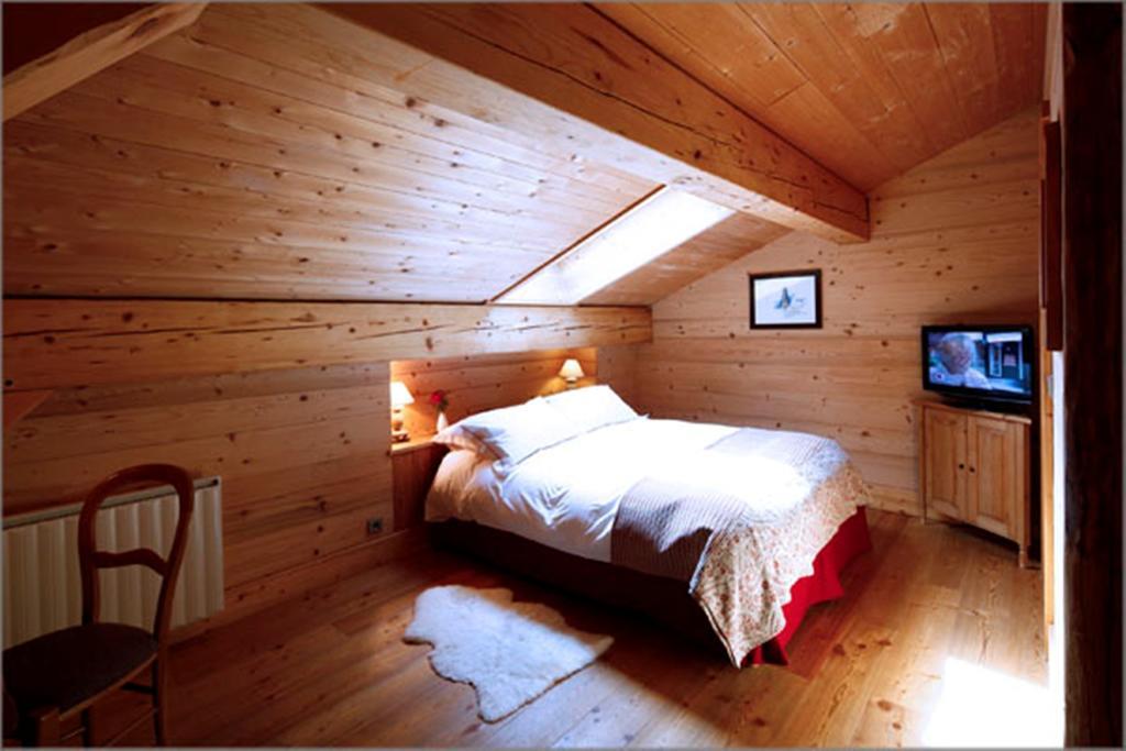 Hotel La Ferme Du Chozal, Chalet De Tradition Отлюс Номер фото